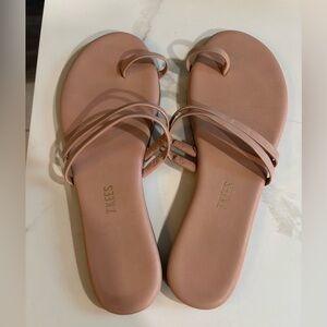 TKEES Leah Sandal in Buff Size 8 or 38